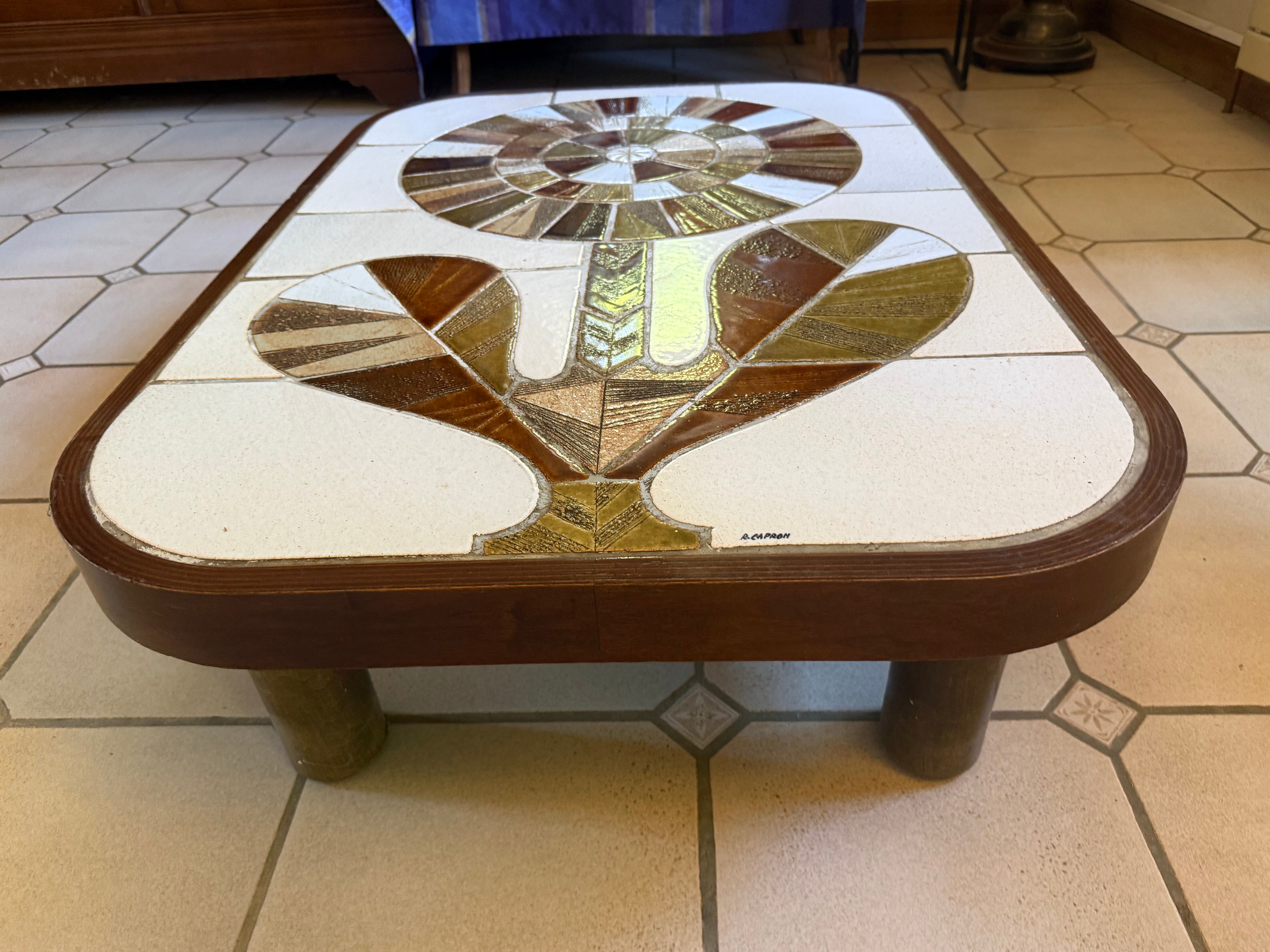 Capron coffee table - floral pattern