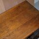 Bureau partenaire double face à deux caissons Gillows Lancaster chêne moucheté