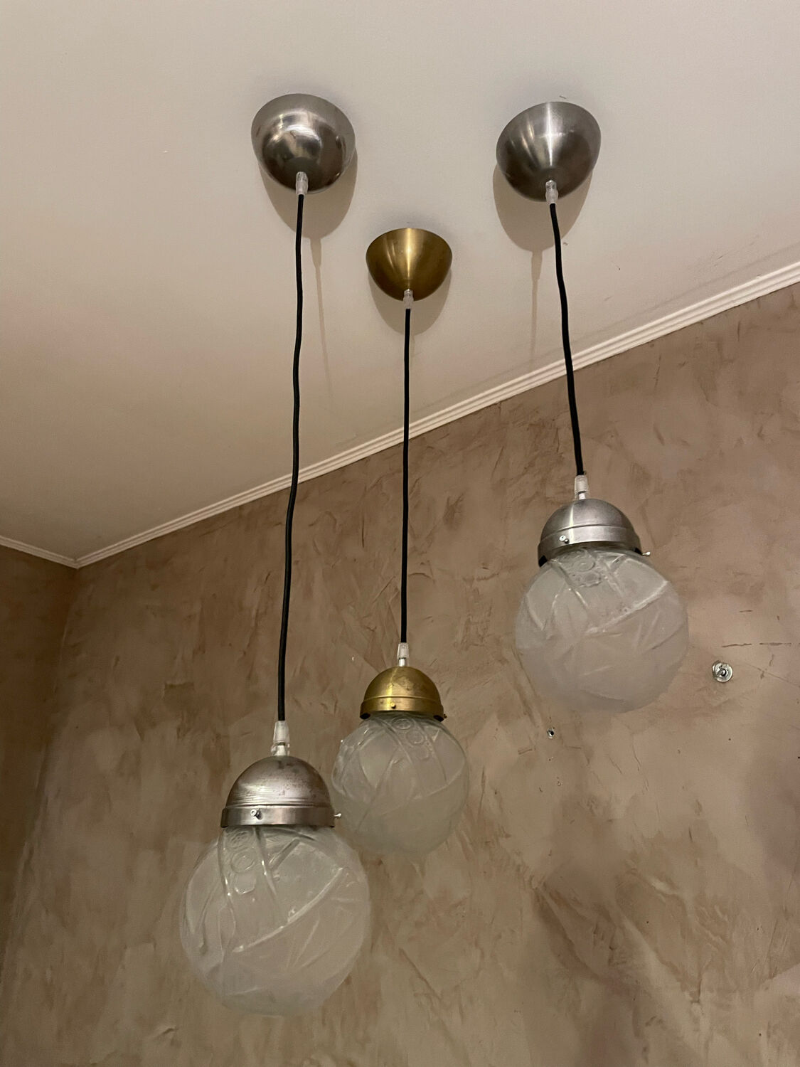Art deco pendant lamps
