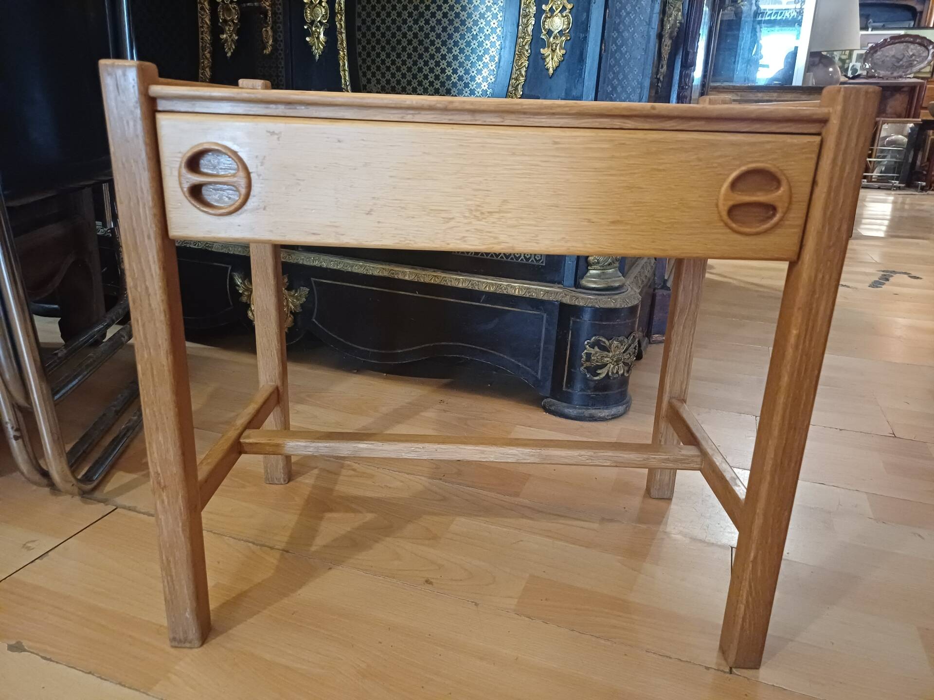 Scandinavian bedside table attributed to Arne Wahl Iversen, year 1960.
