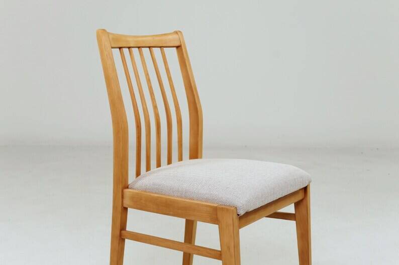 Vintage Dining Chairs Set of 4, Natural beech wood, Herringbone fabric