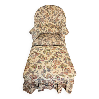 Armchair with pouf, cozy