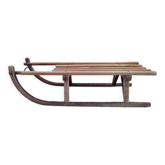 Germina dado wooden sled