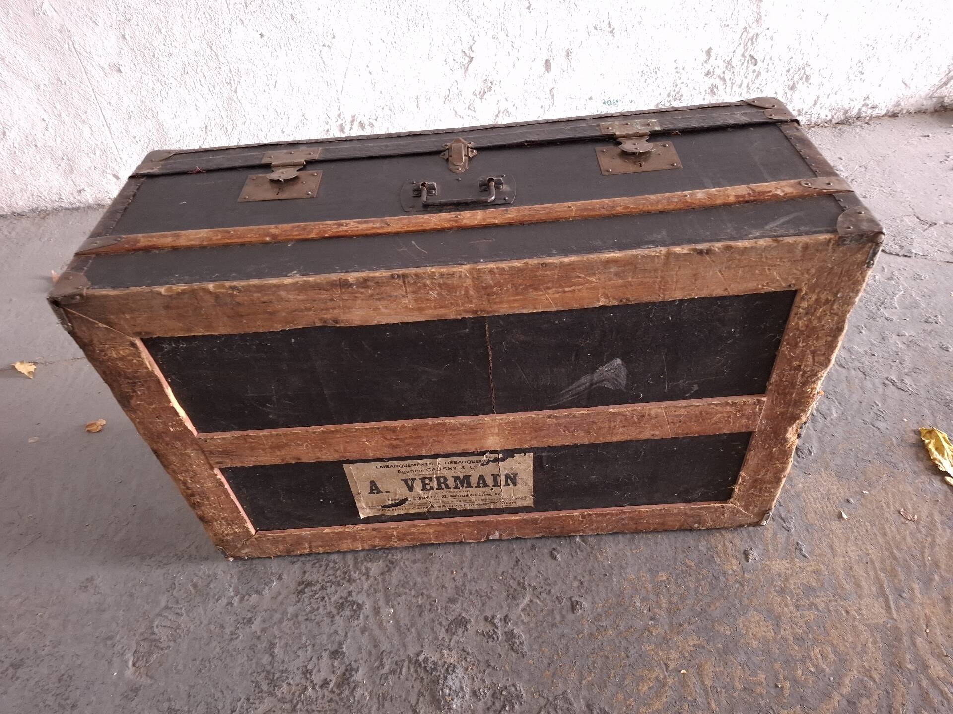 Travel trunk, Saigon