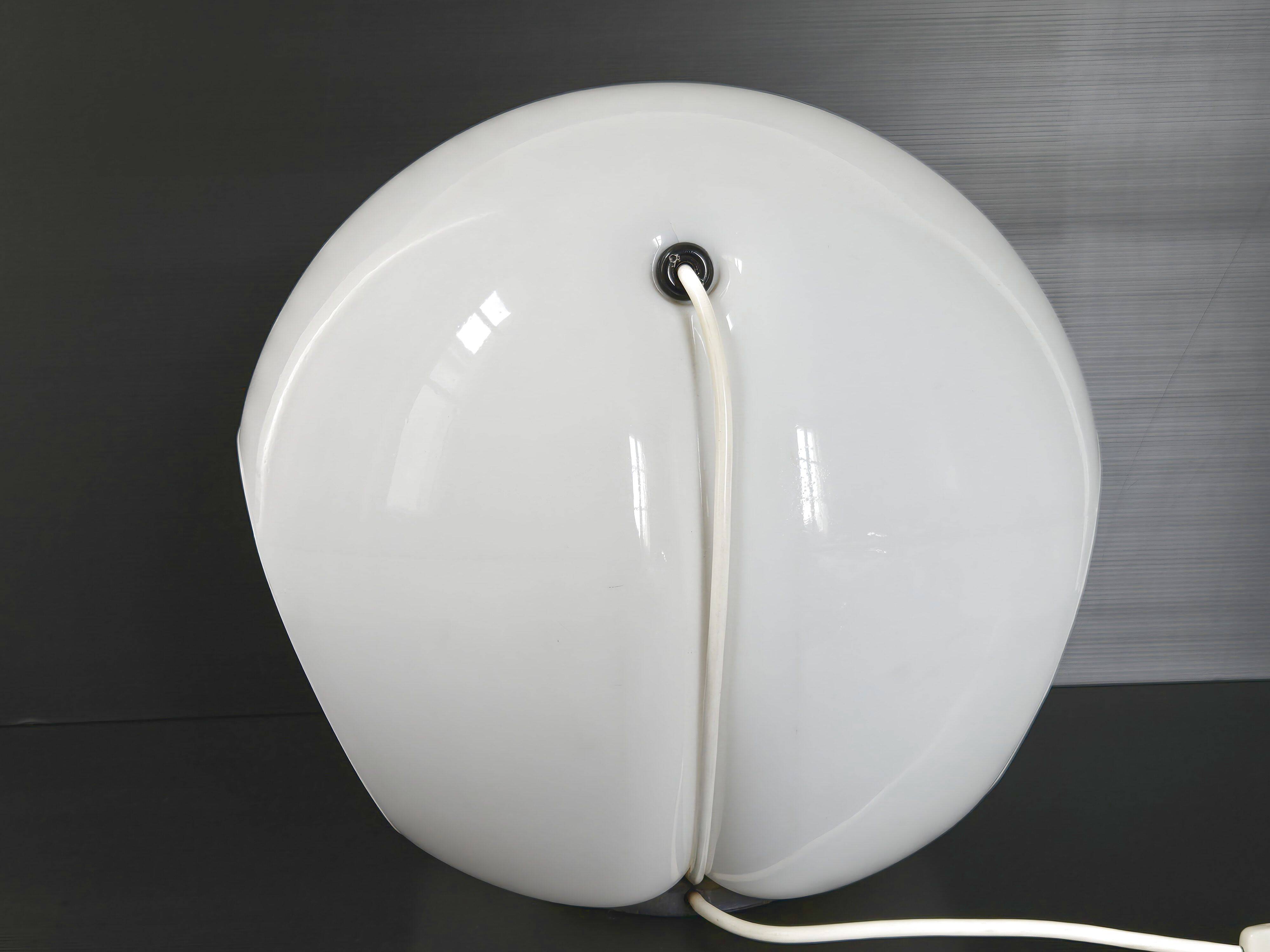 Foglia lamp by Elio Martinelli 1960 vintage