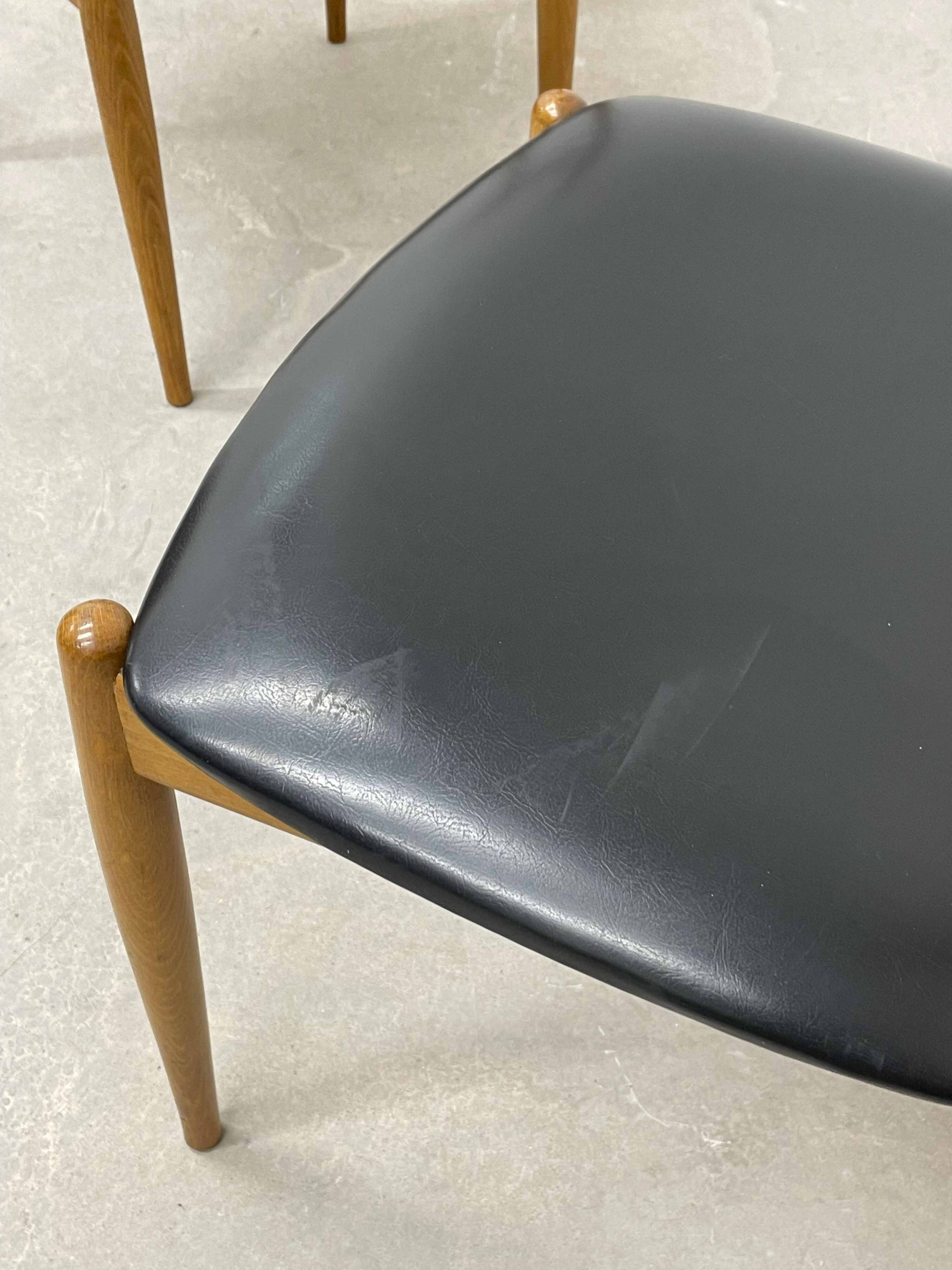 Paire de chaises scandinave