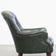 Fauteuil Chesterfield en cuir de vache vert de style anglais classique