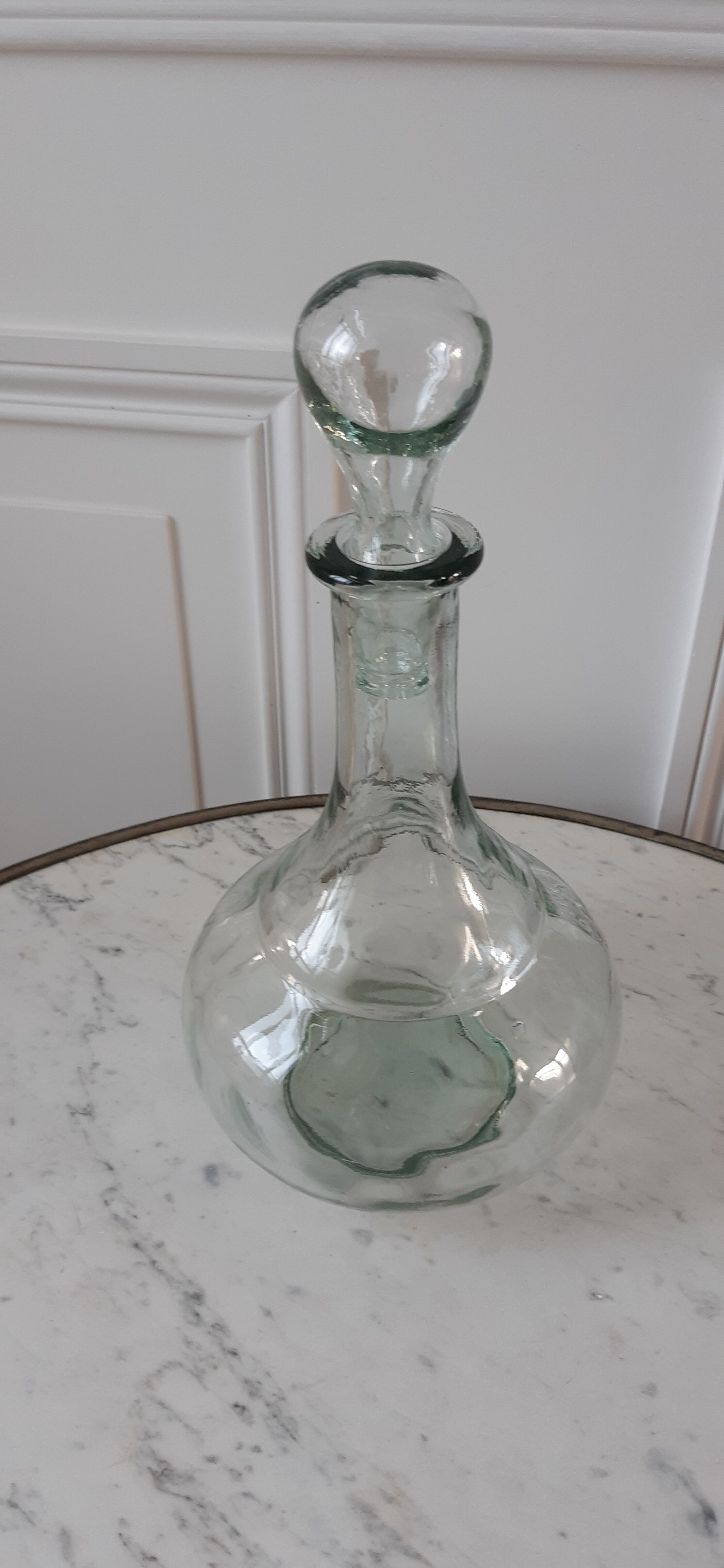 Carafe ancienne en verre soufflé début XXème