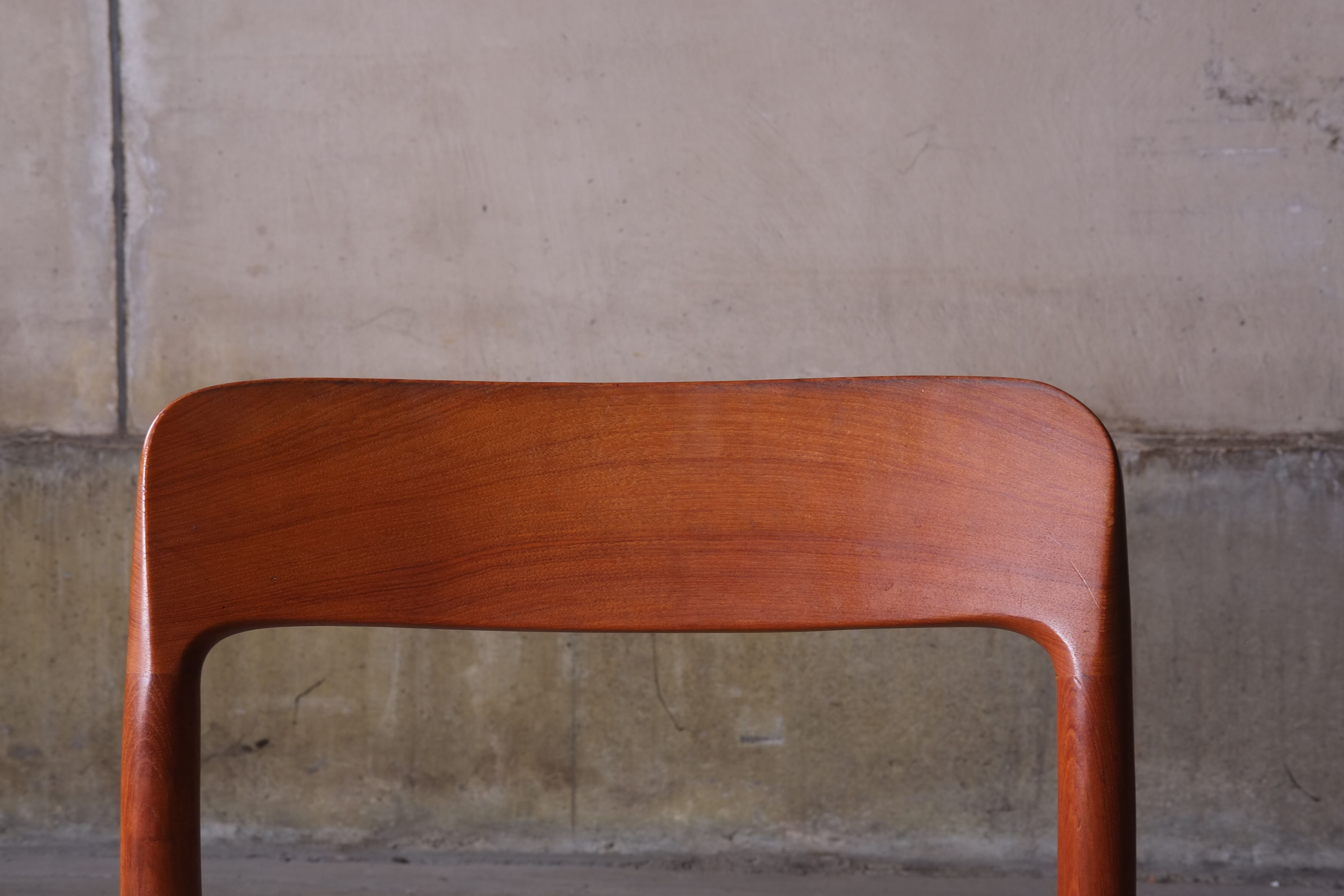 Niels O. Møller model 75 dining chair