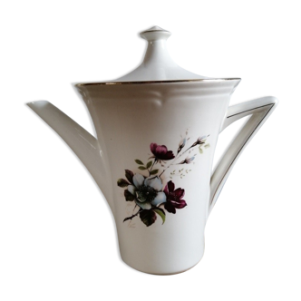 Porcelain rosehip mill teapot