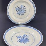 Pair of 18th century porcelain plates East India Company China