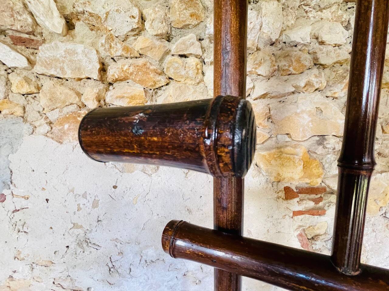 Vestiaire d’entree vintage en bambou avec miroir circa 1920’s