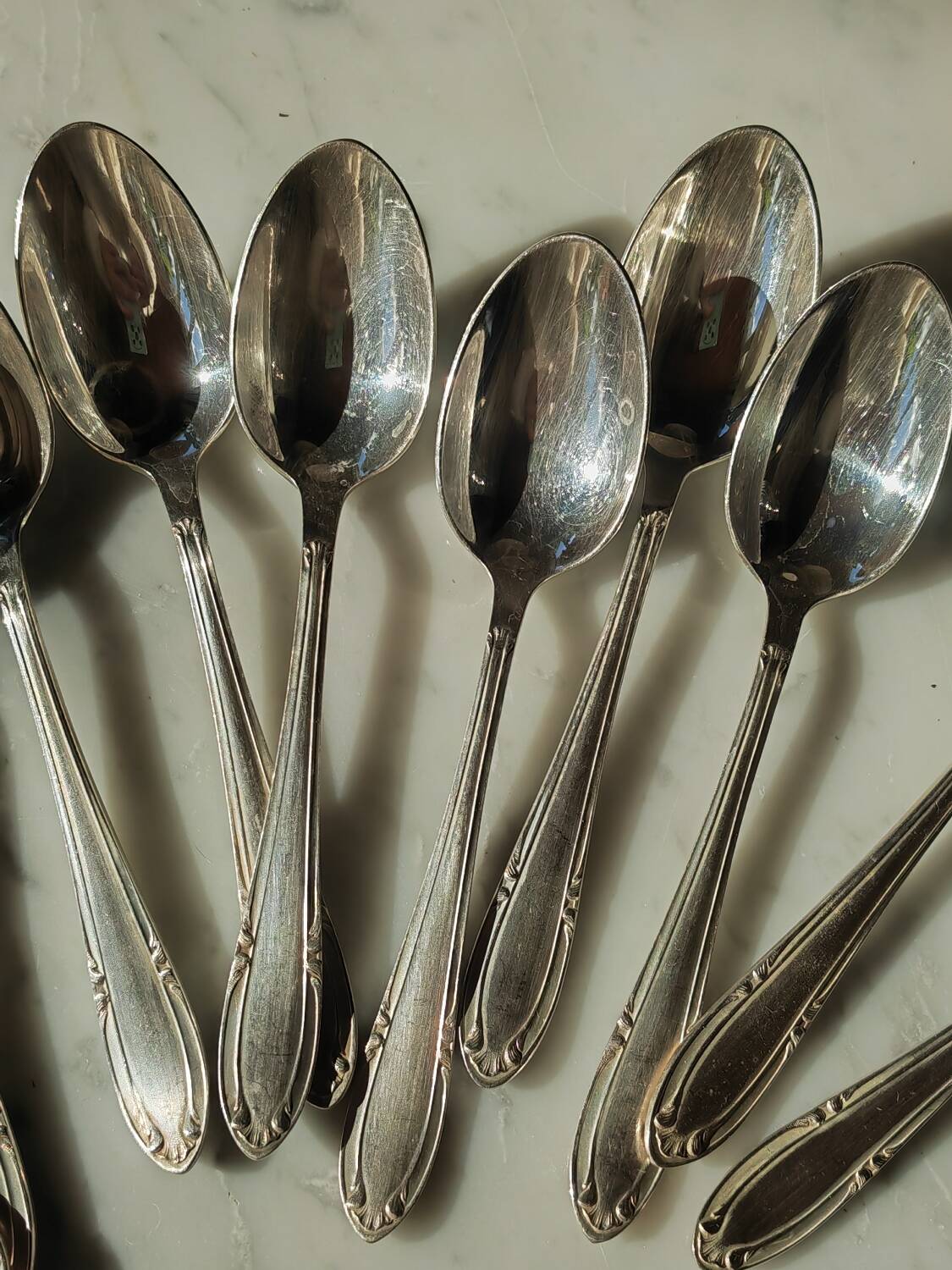 11 Reneka teaspoons