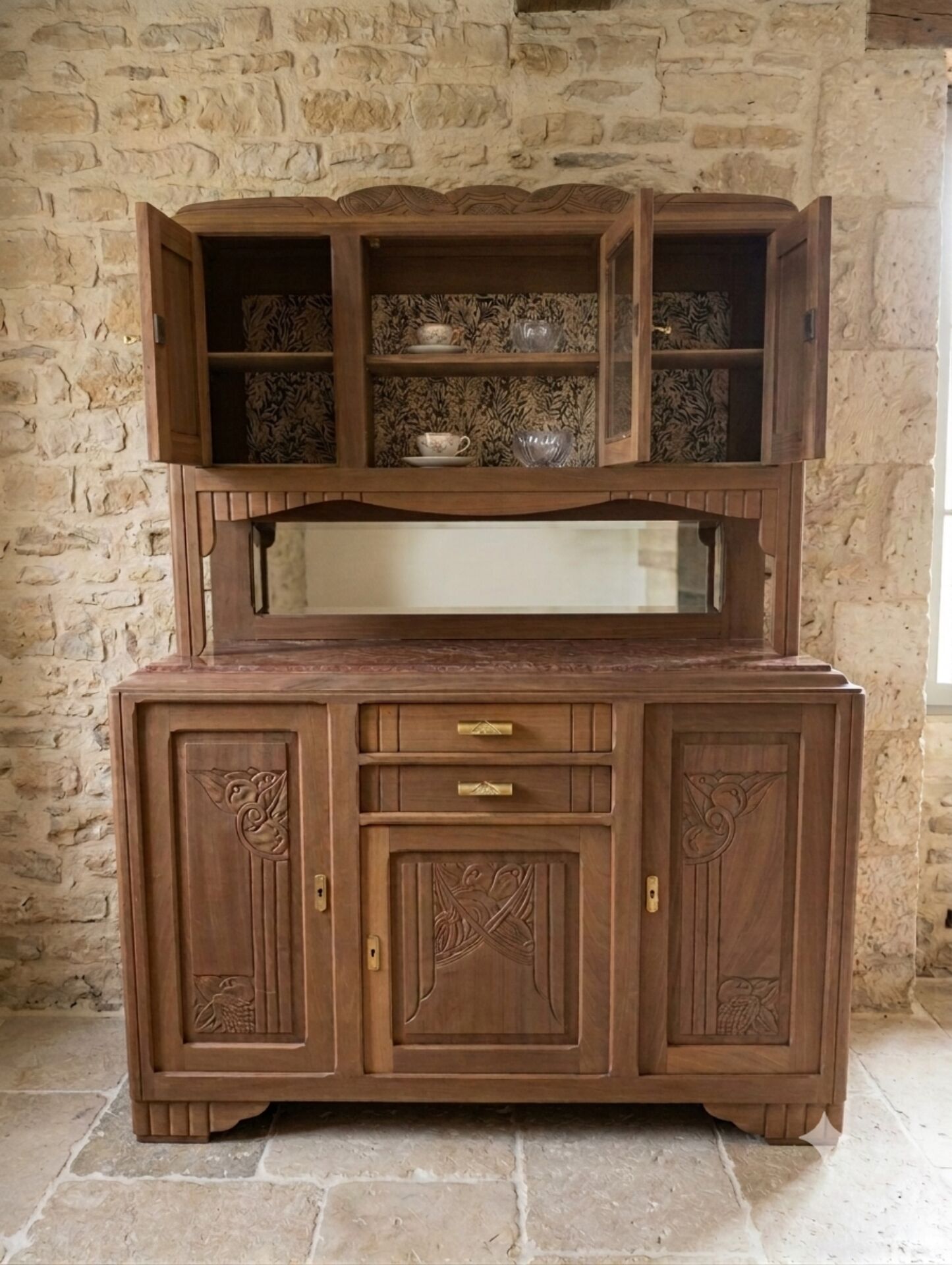 Buffet art déco en noyer massif