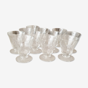 Suite of 11 glasses of cooked wine or port in sober and elegant glass