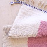 Traditional handmade Berber rug 250cmx150cm