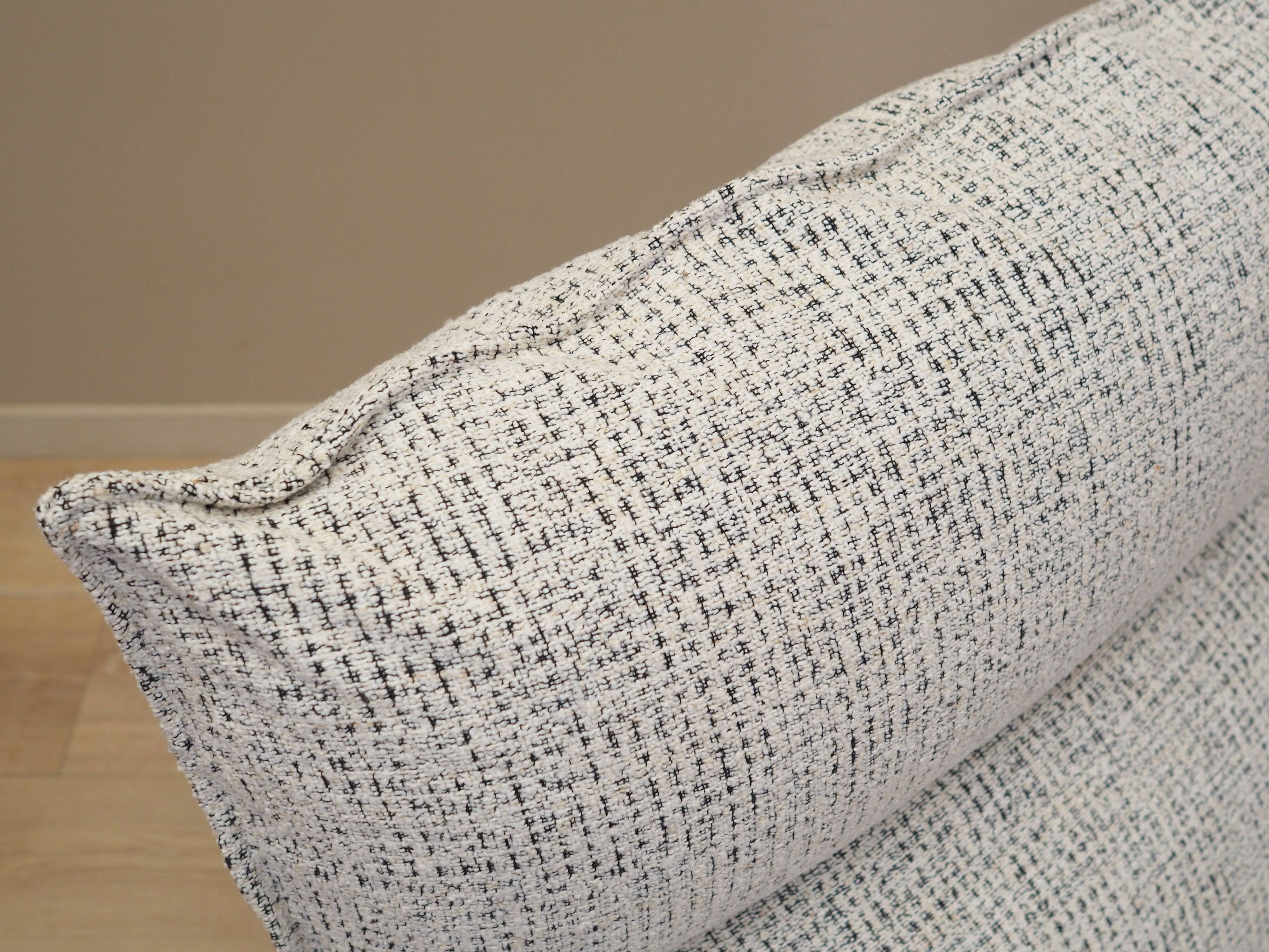 Lounge armchair, Italian design, 1970s, production: Italy