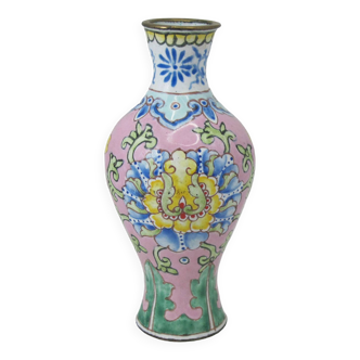 petit vase ou tabatière en bronze émaillé canton Chinois Chine début 20è siècle