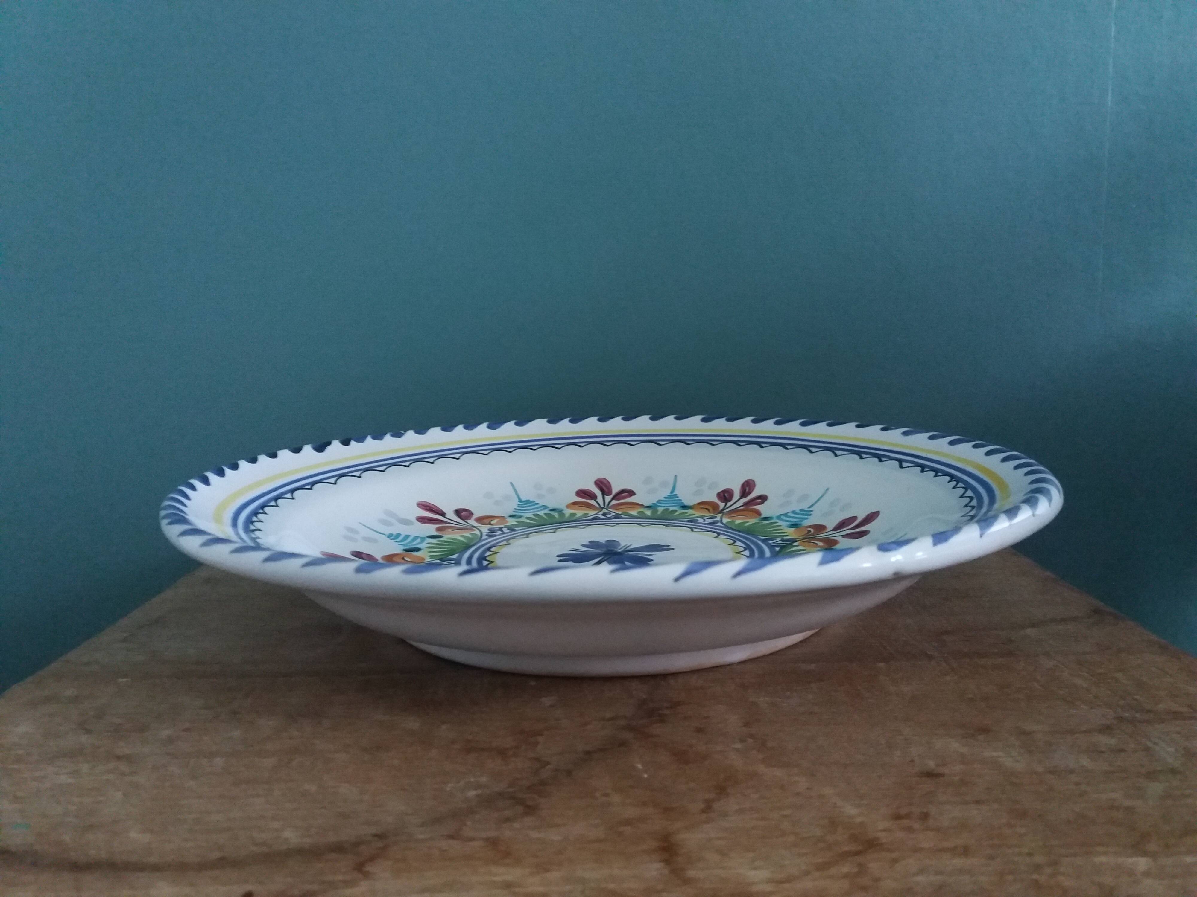 Decorative wall plate signed JCR