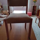 Set of 8 identical chairs