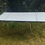 Formica table with extensions