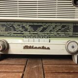 Old radio atlantic bakelite white & bordeaux red vintage #a533