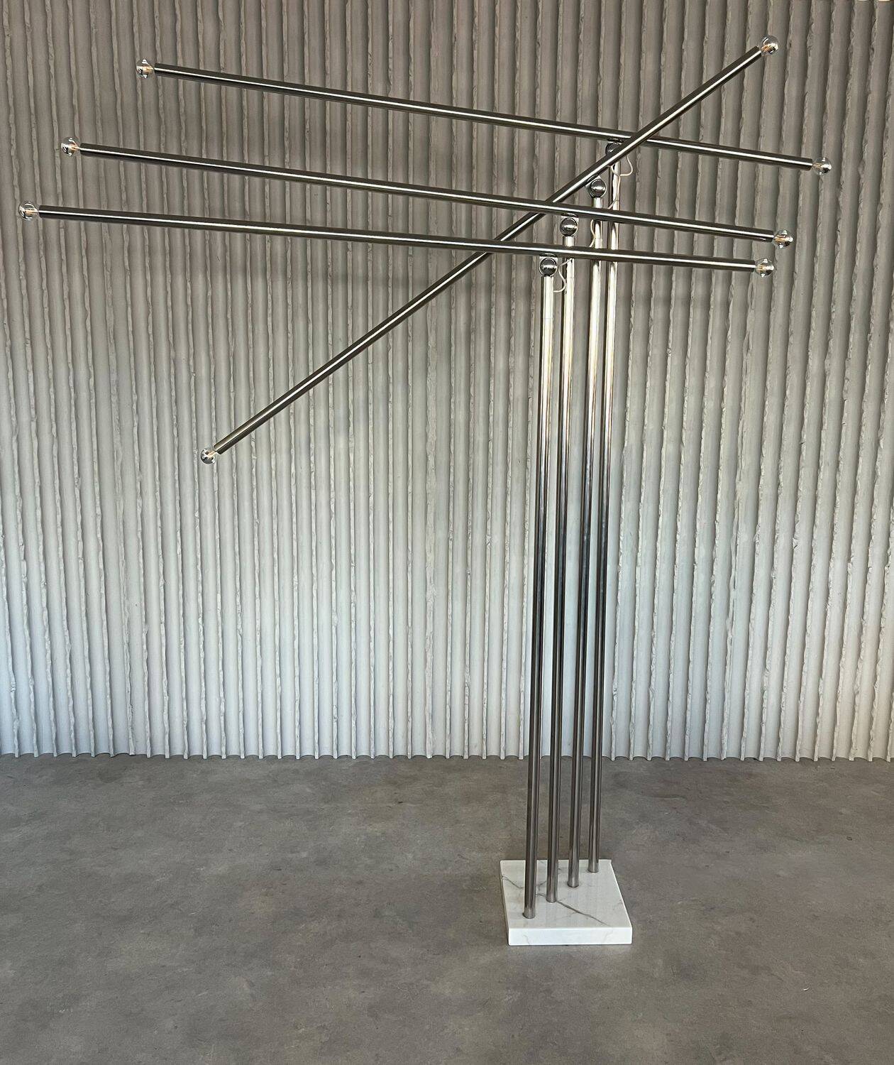 “Giraffa” Adjustable Floor Lamp by Sergio Moscheni for Selenova, Italy — 1970s