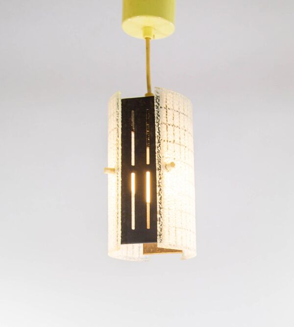 Lampe à suspension rectangulaire en verre gravé des années 70