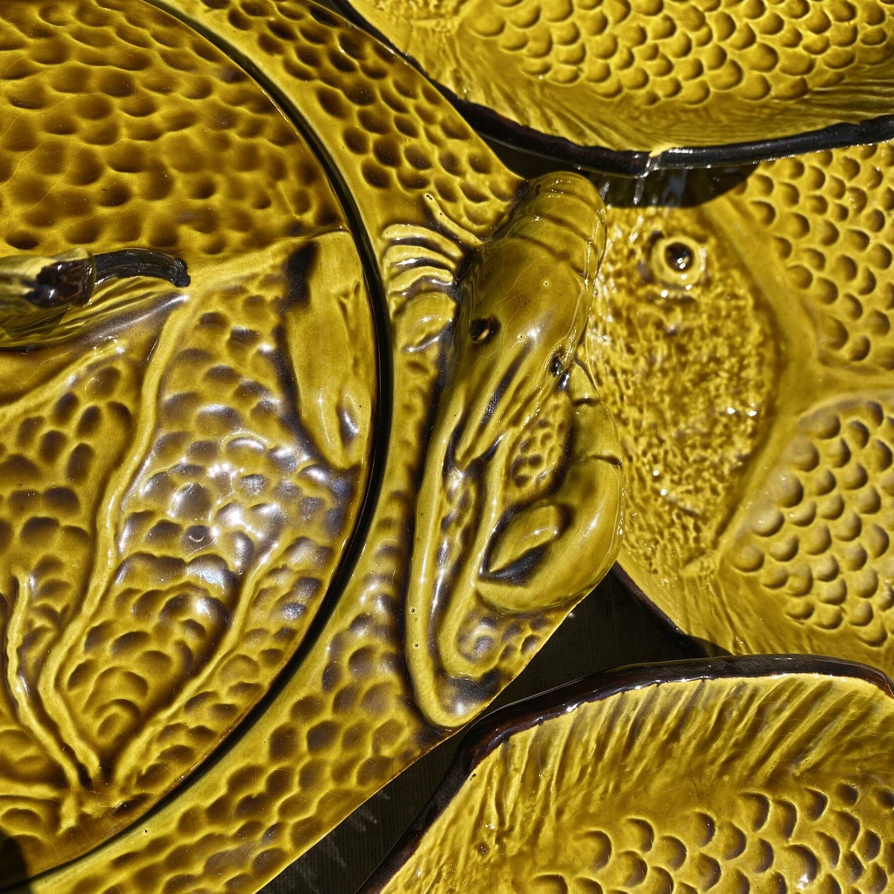 Vintage bouillabaisse service in faience, 13 pieces, 1970s.