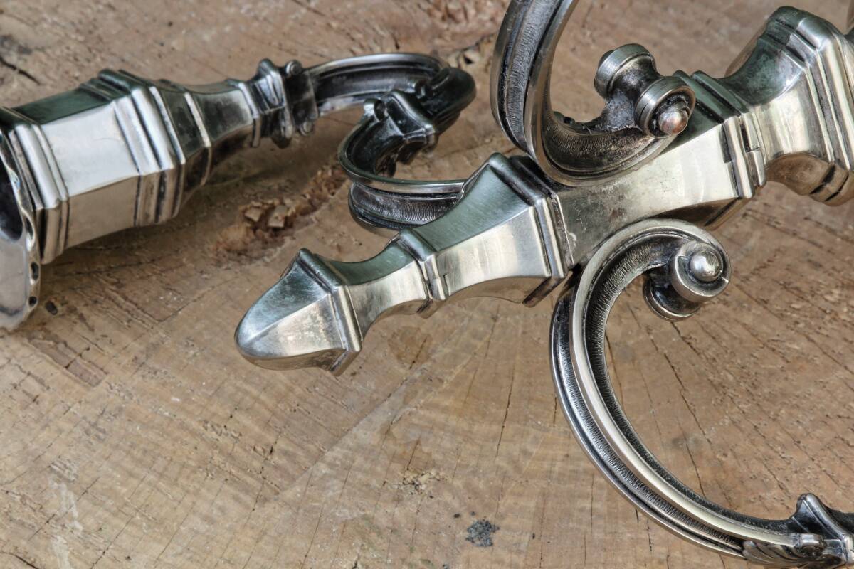 3-light silver-plated metal candlestick