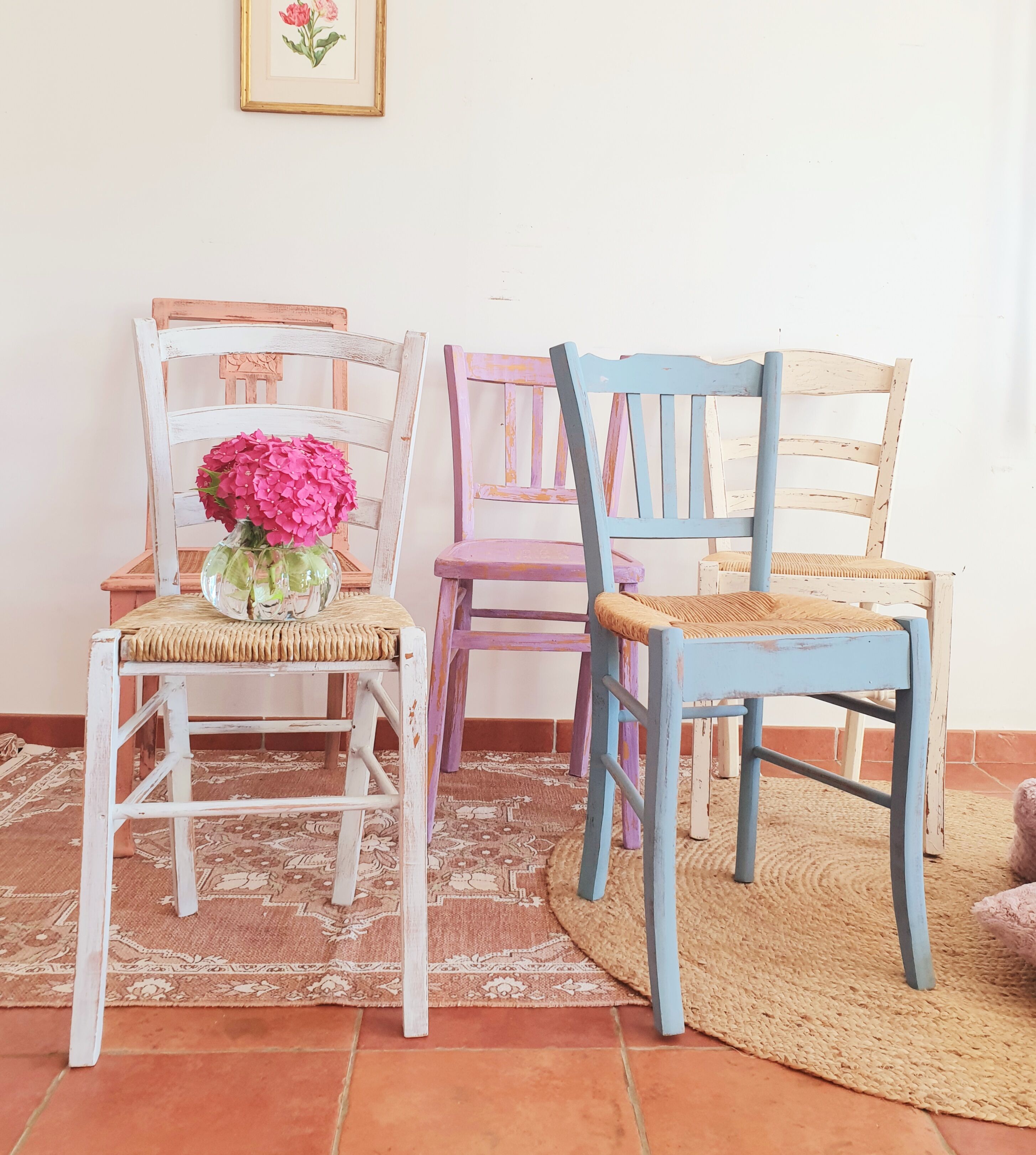 Set of 5 pretty patinated chairs