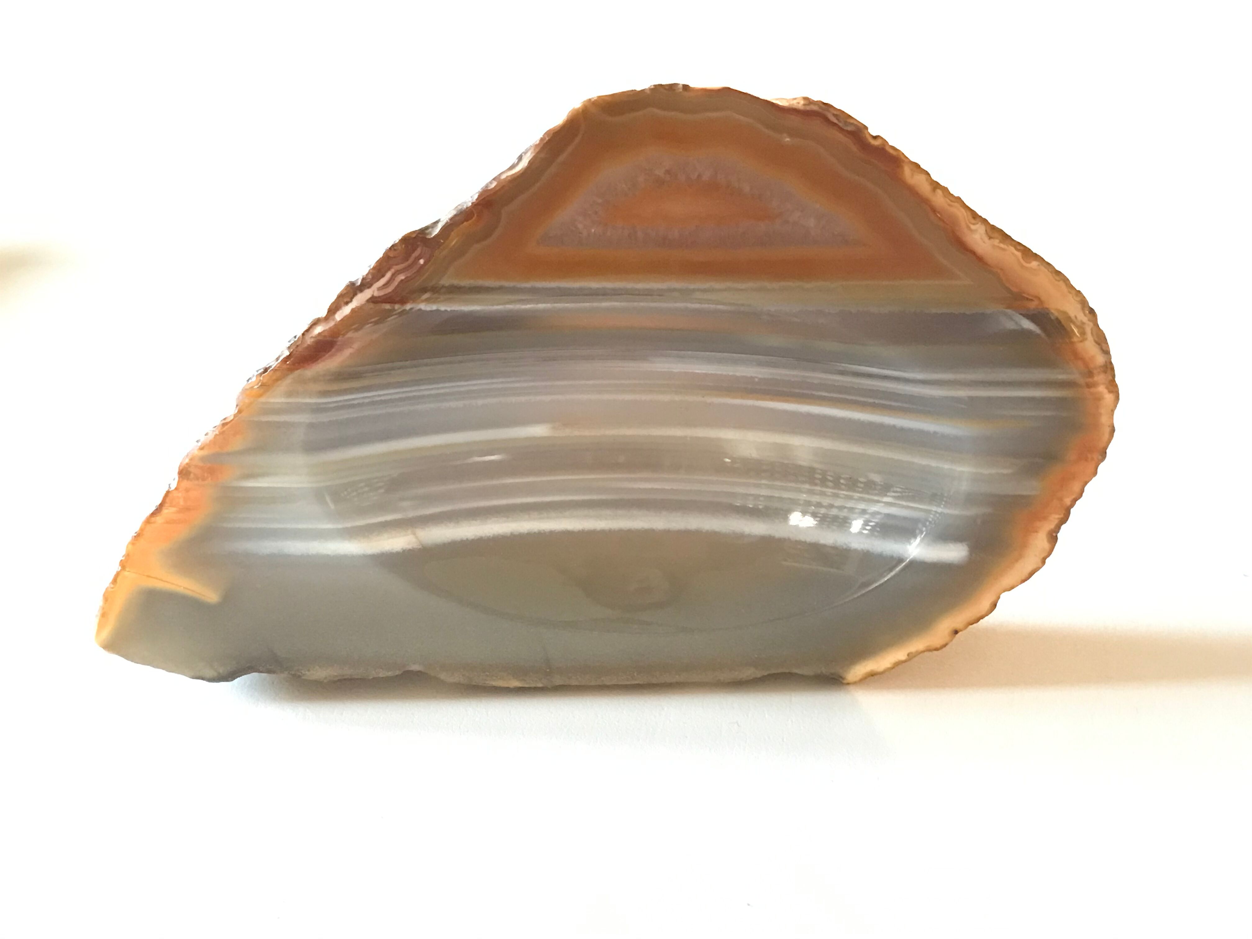 Ashtray in agate