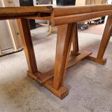 Art deco table