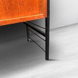 Wall unit