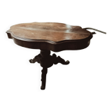 Violin table