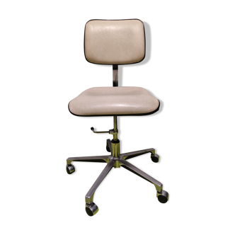 Vintage office chair 1970