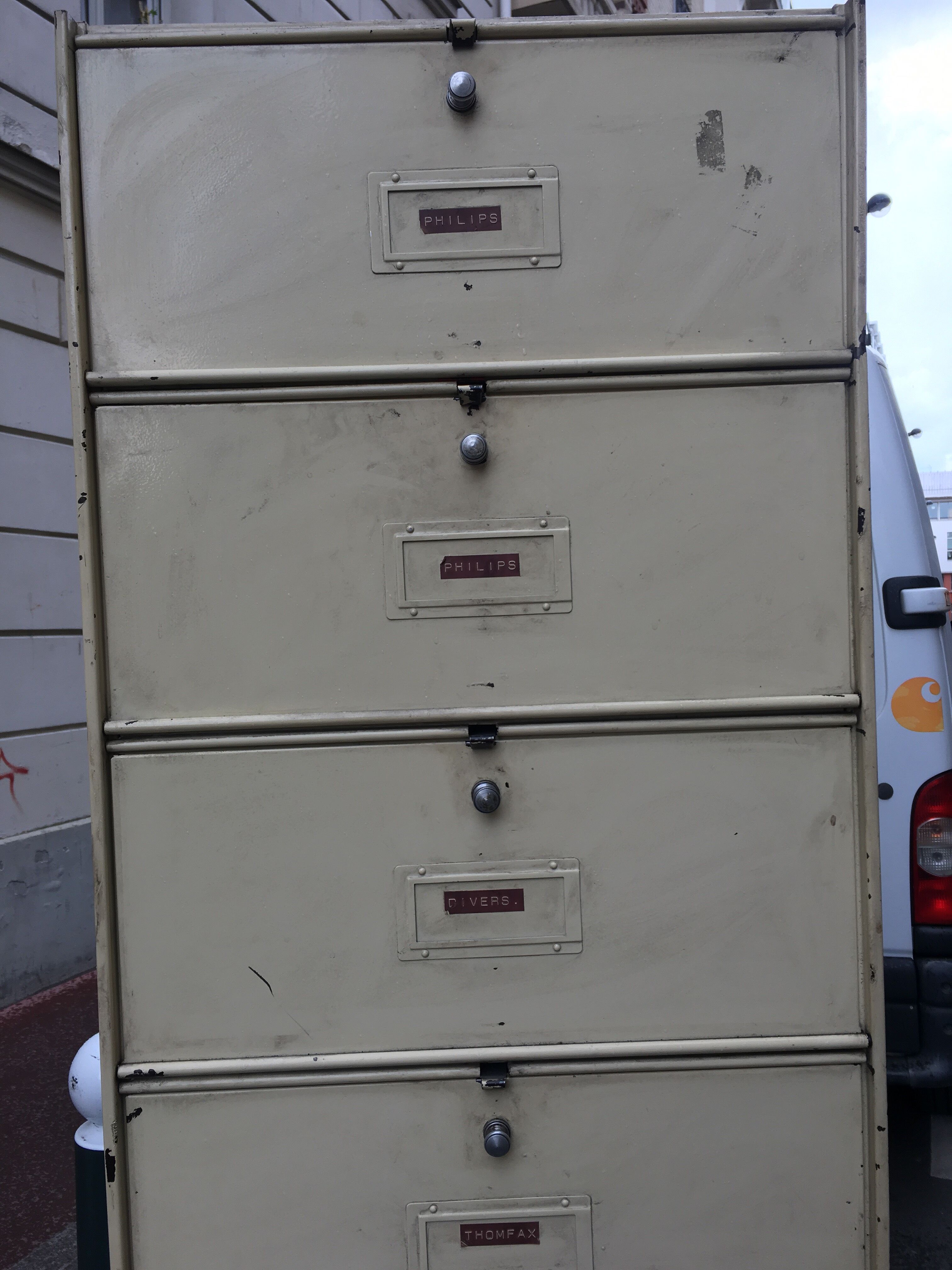 Column a dampers roneo