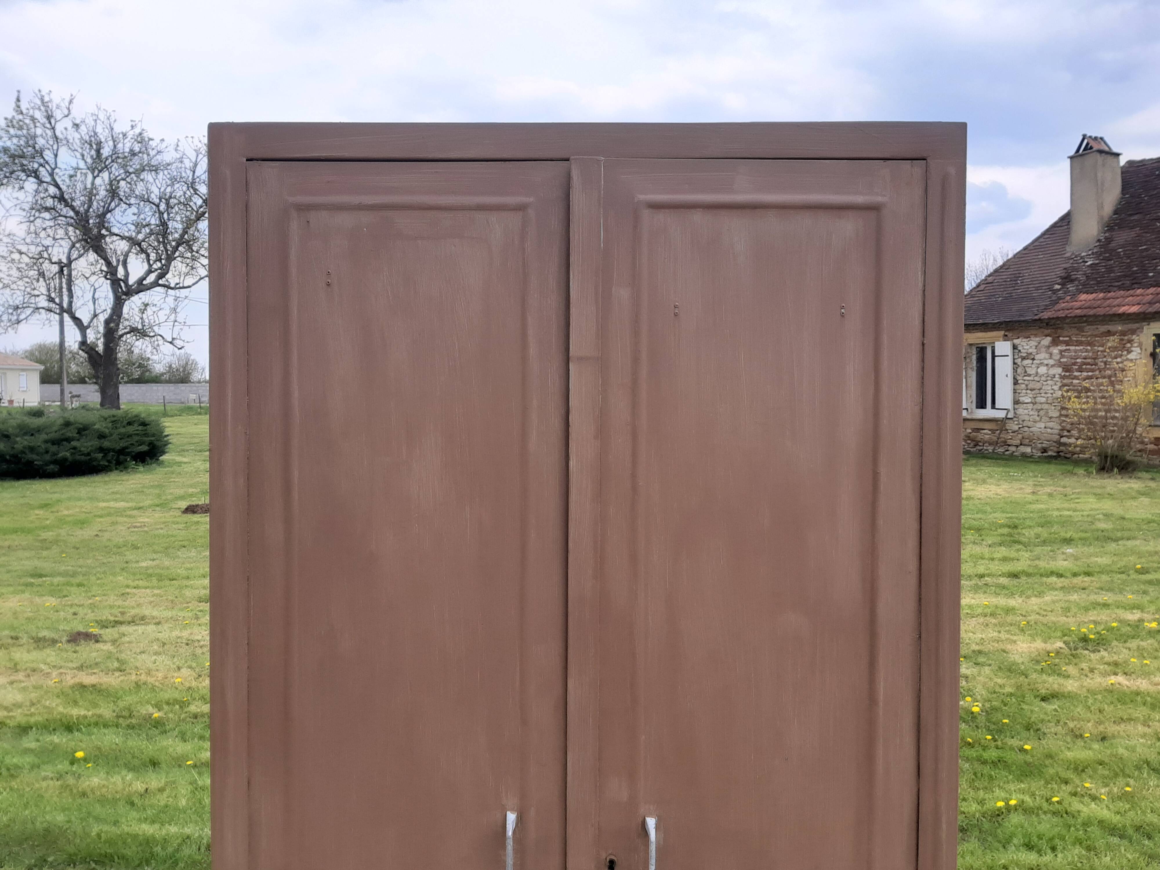 Parisian wardrobe brown metal