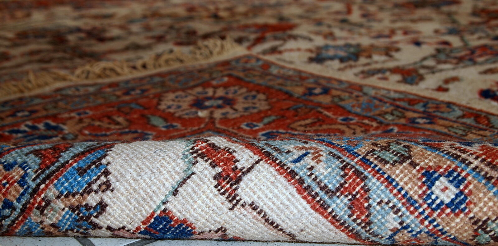 Carpet vintage Persian Mashad done hand 210x334cm 1950 s
