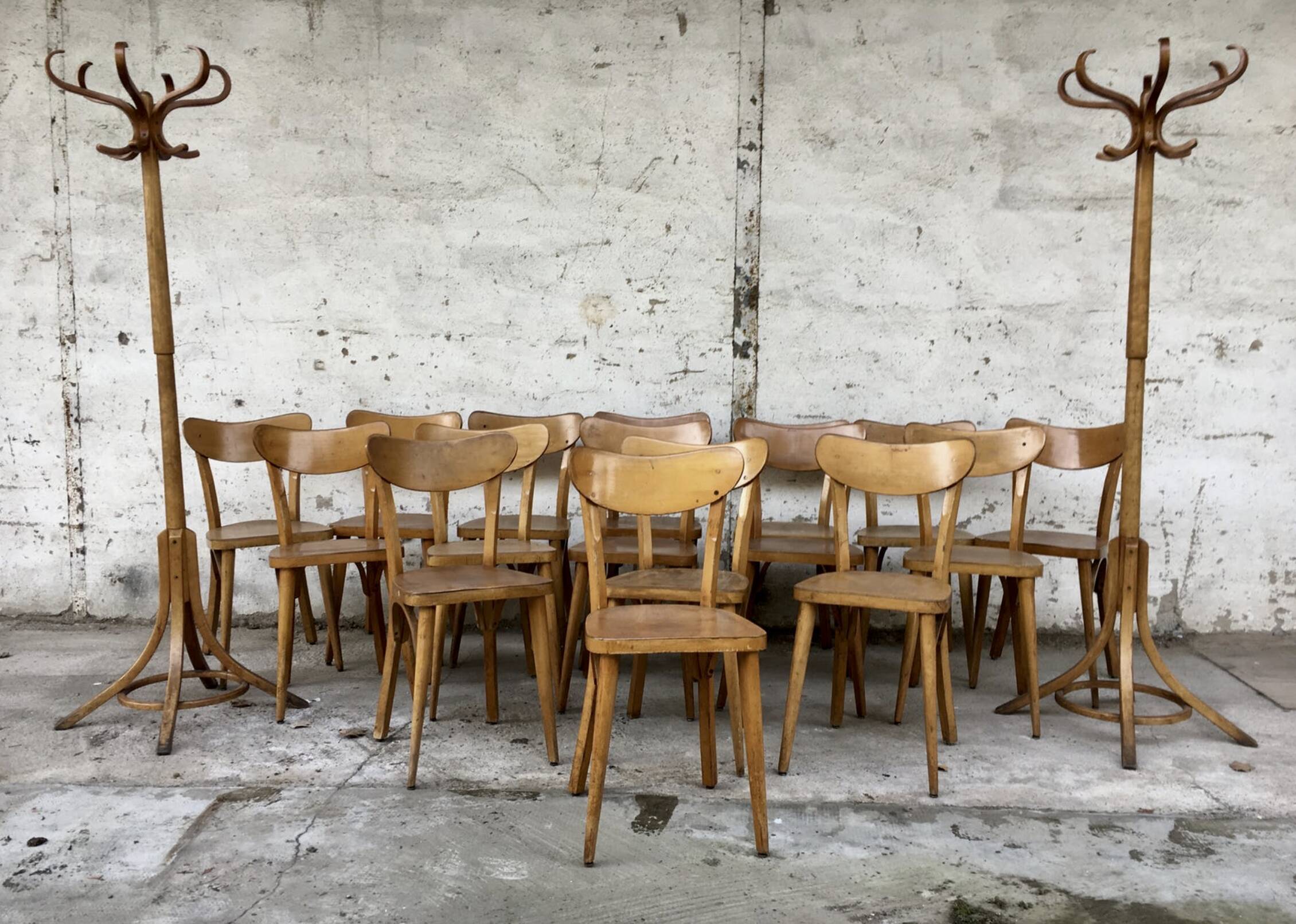 Lot 16 bistrot chairs