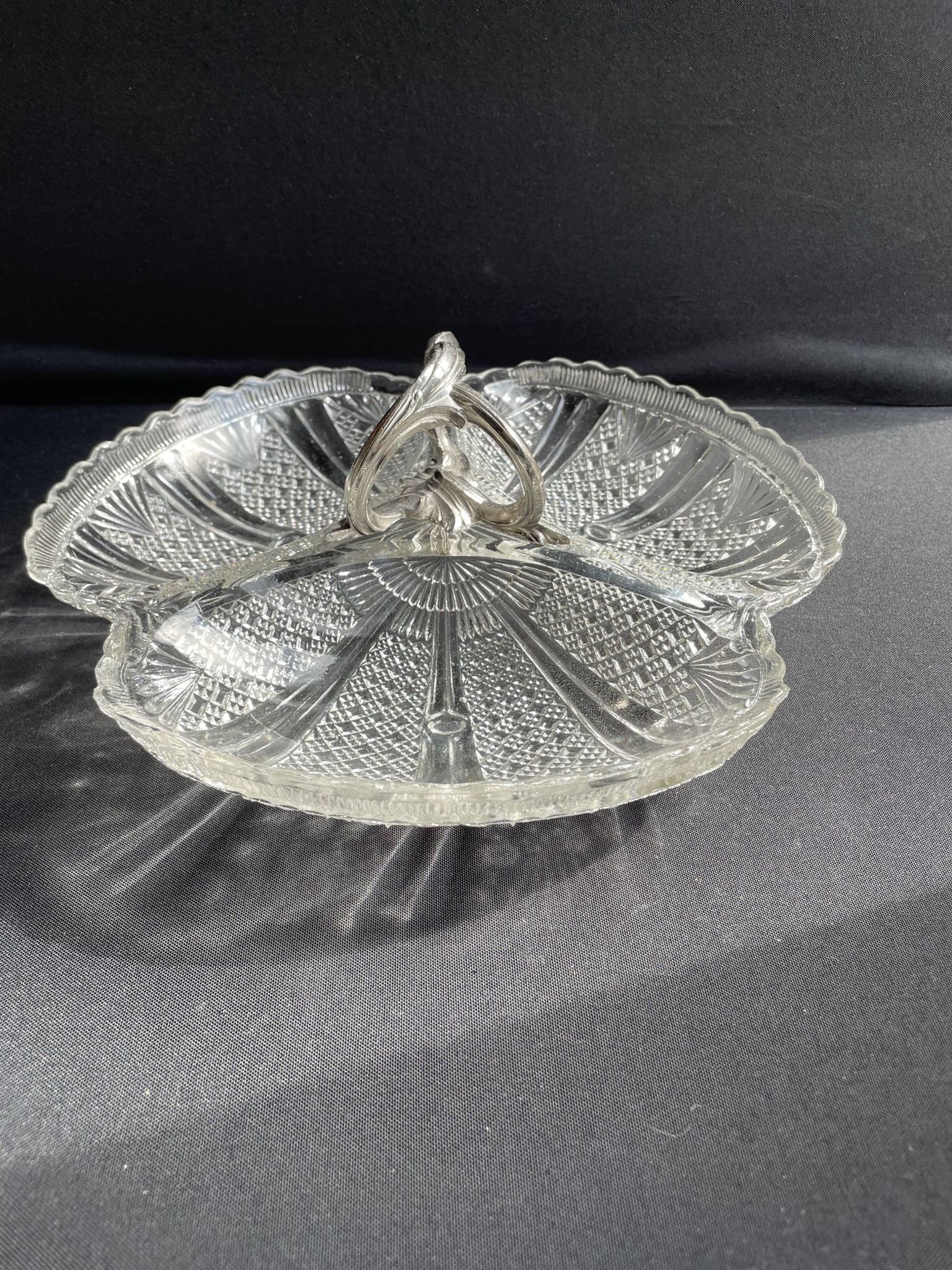 Plat appelé mendiant Art nouveau