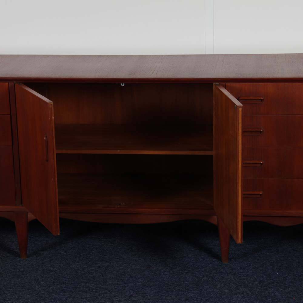 Grande enfilade vintage en bois des années 1960
