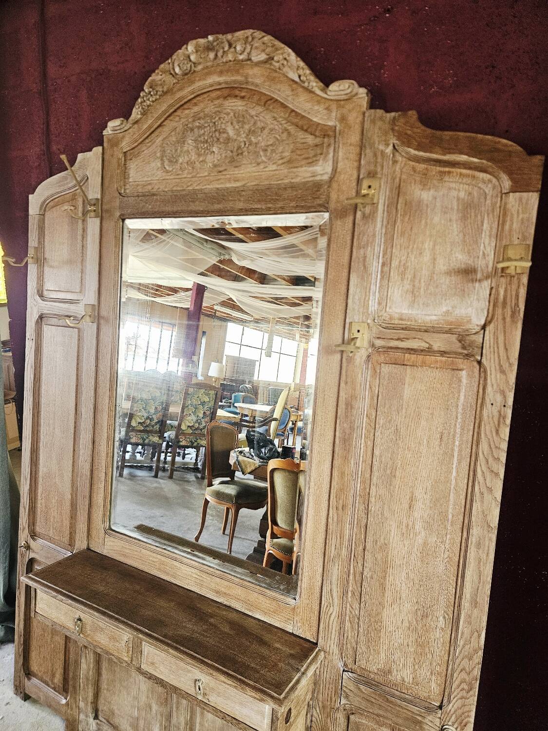 Antique oak entrance hall wardrobe. Mirror. Early 20th century.