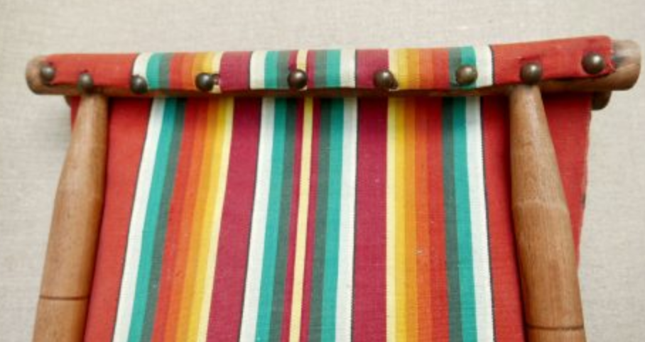 Former folding seat in canvas