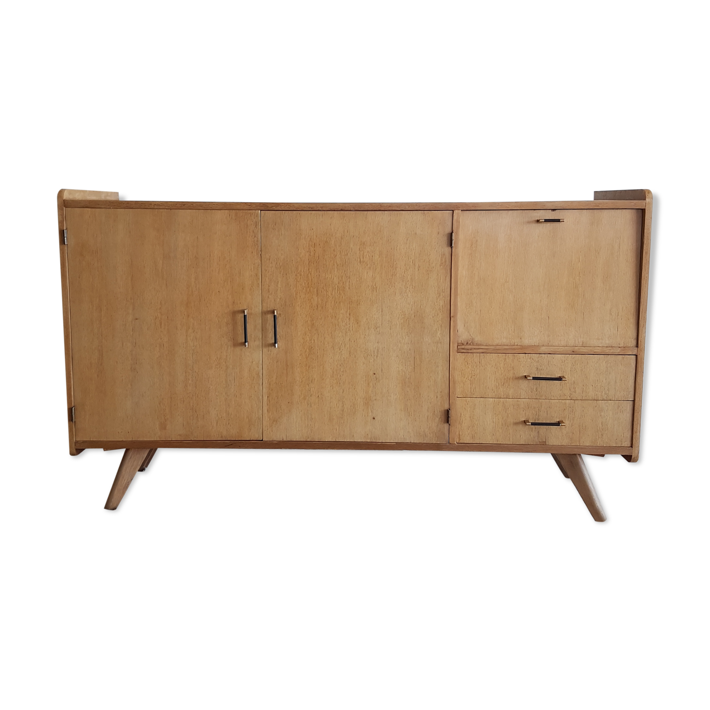 Sideboard vintage compass feet