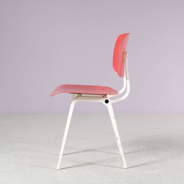 Chaise Revolt des années 1950 par Friso Kramer pour Ahrend de Cirkel, Pays-Bas
