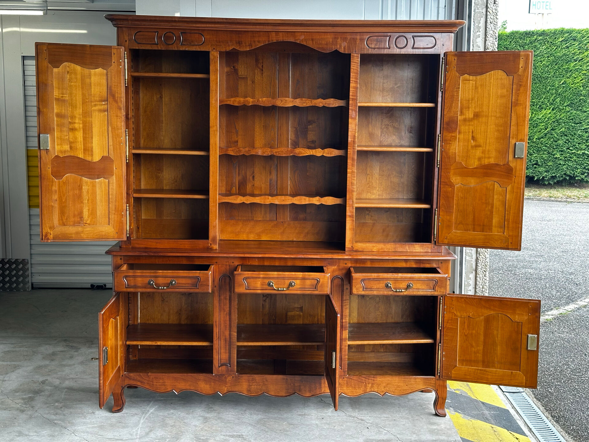 Buffet, rustic sideboard in solid cherry wood, 20th century