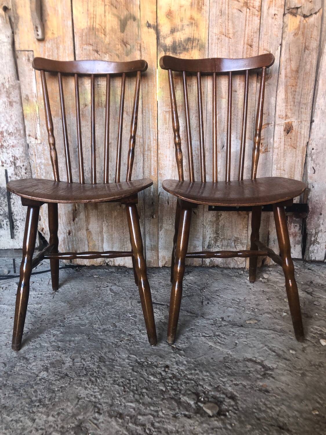 Pair of vintage Baumann western style wooden chairs #a326