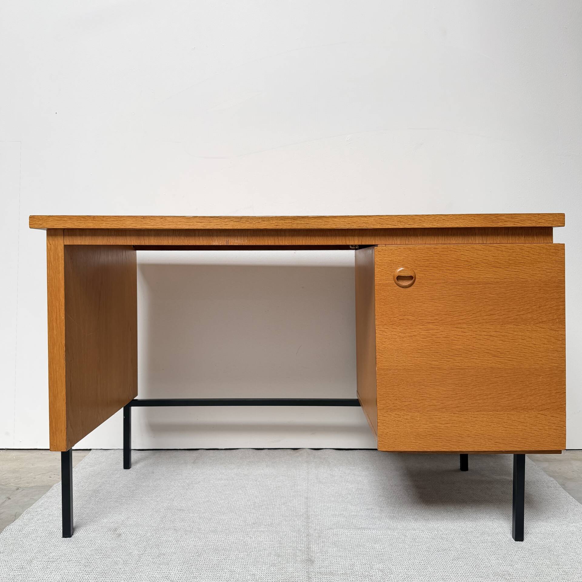 Bureau Möbel Mann, 1960-70