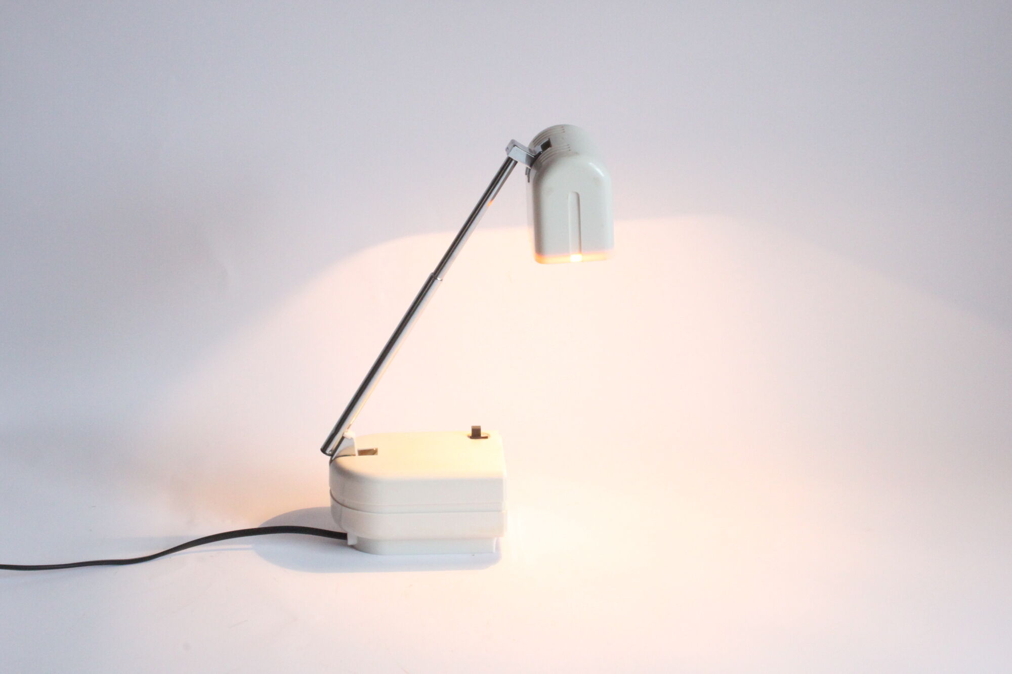 Telescopic bedside or wall lamp, 1960s.